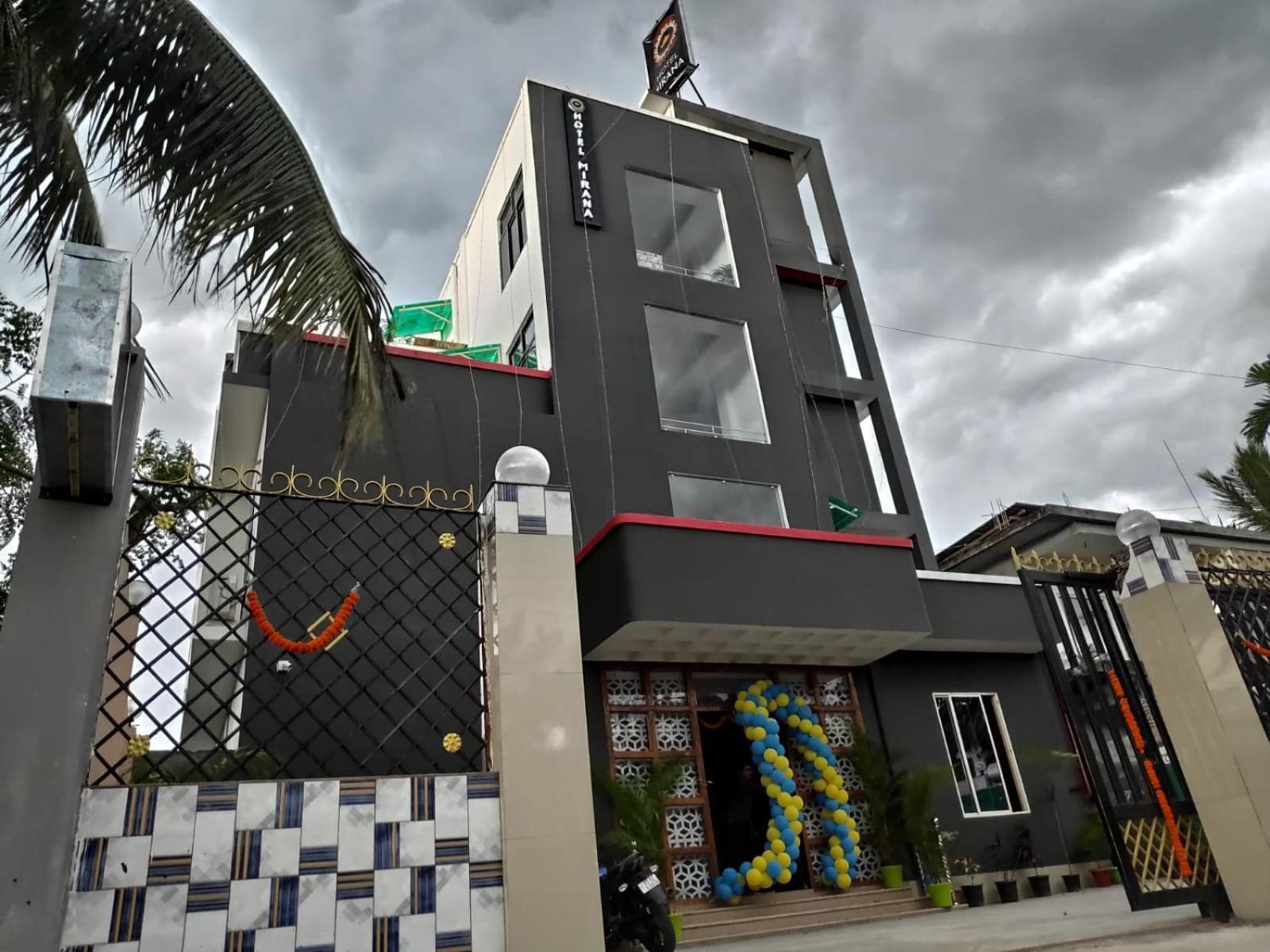 Hotel Mirana Guwahati Dış mekan fotoğraf